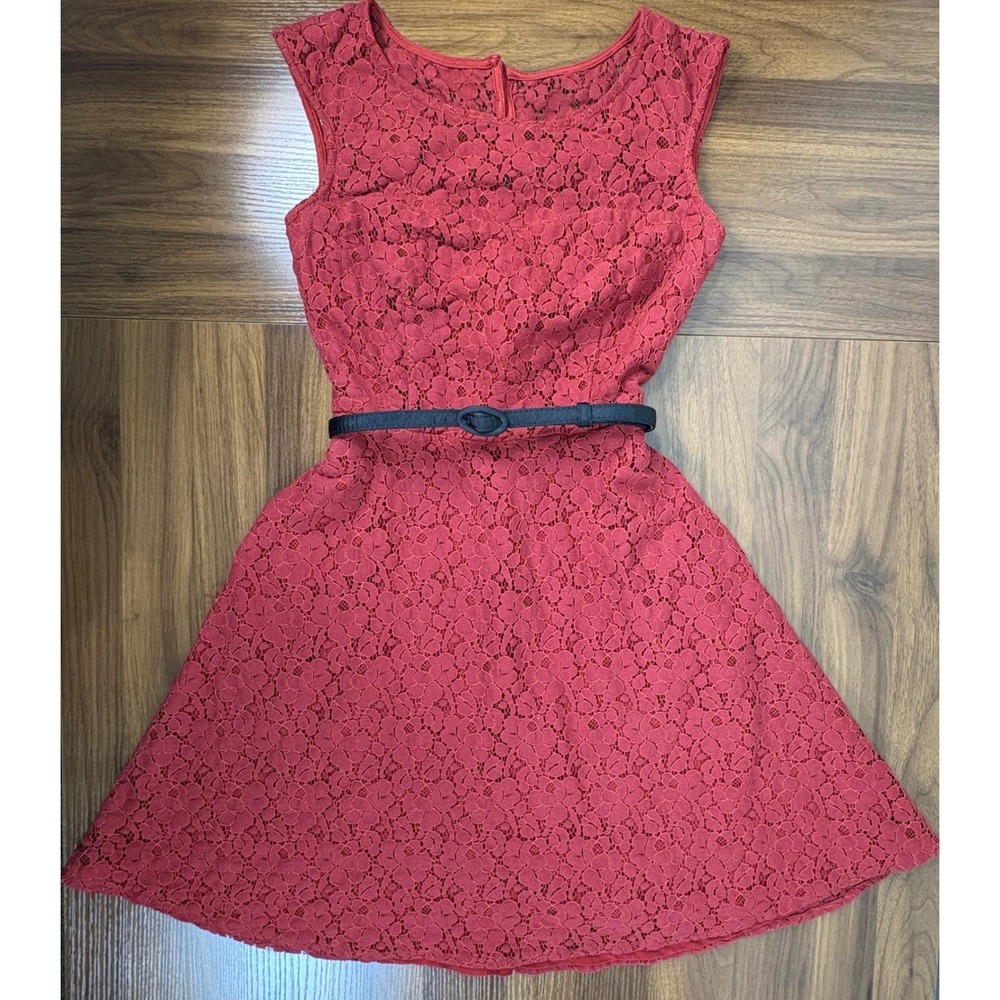 White House Black Market Red Floral Lace Fit and Flare Dress with Pockets Size 2